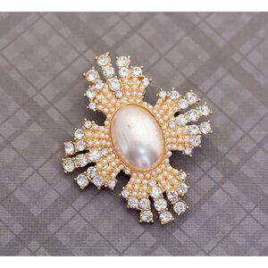 Vintage Elegant Cross Pearls & Rhinestones Brooch G28